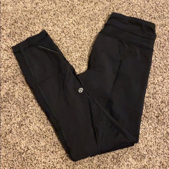 Black Lululemon Crop Tights - Picture 1 of 4